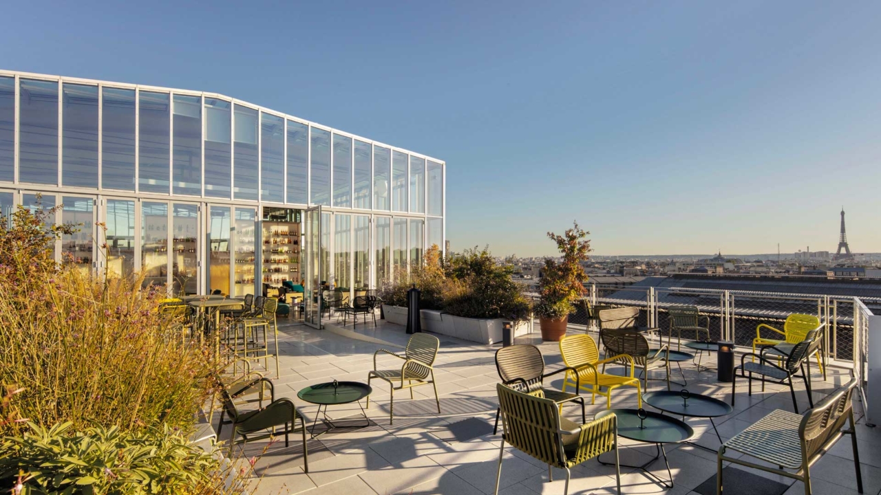 Terrasses, rooftops, soleil, pour le nouveau siège social du groupe Pernod Ricard. Aménagement des espaces by Saguez & Partners.