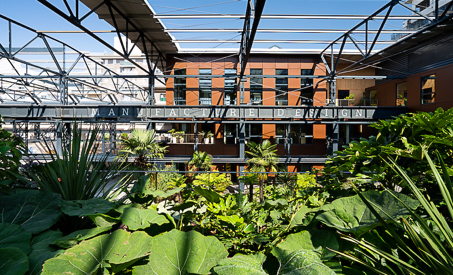 La Manufacture Design, bâtiment développement durable au coeur des Docks de Saint-Ouen-sur-Seine.